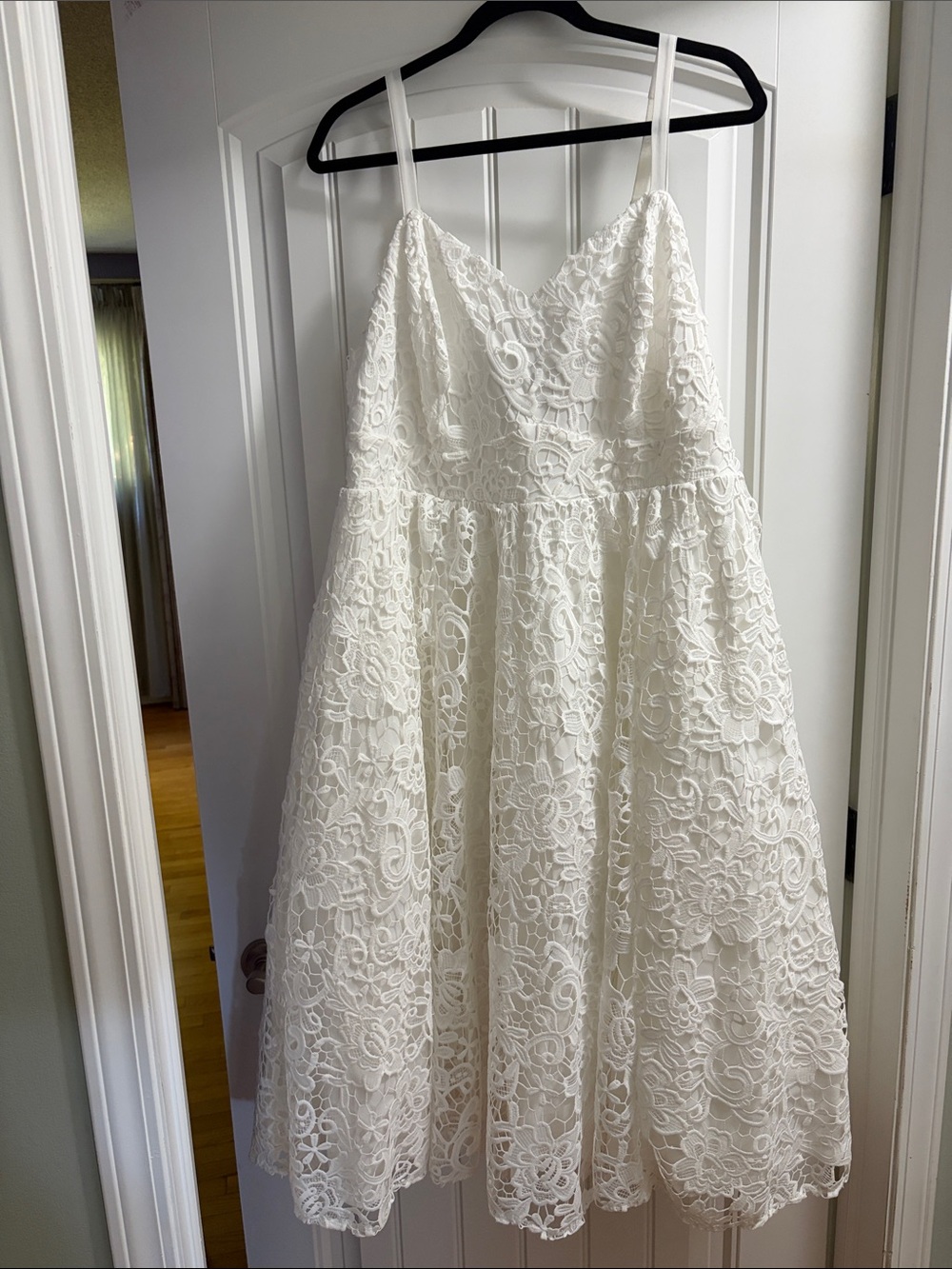 White Lace Spaghetti-Strap Dress w/side zipper